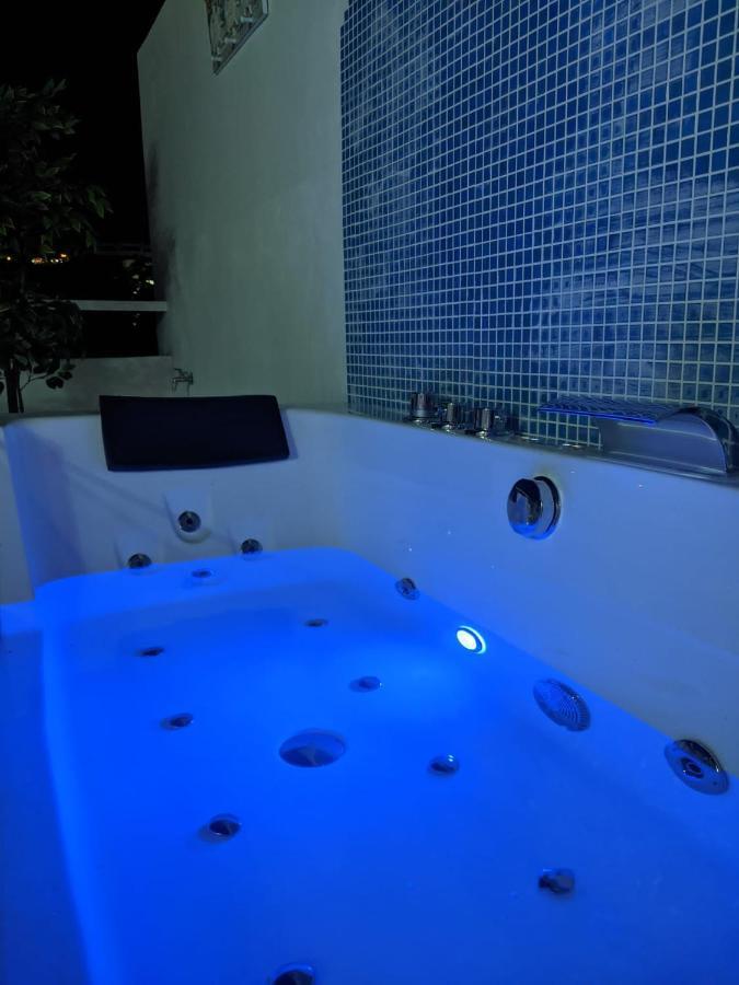Jacuzzi Suite, Sueno De Pakito Адехе Екстер'єр фото